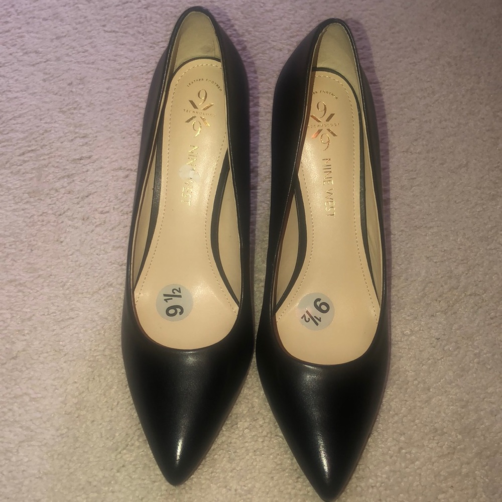 Black Nine West block heel